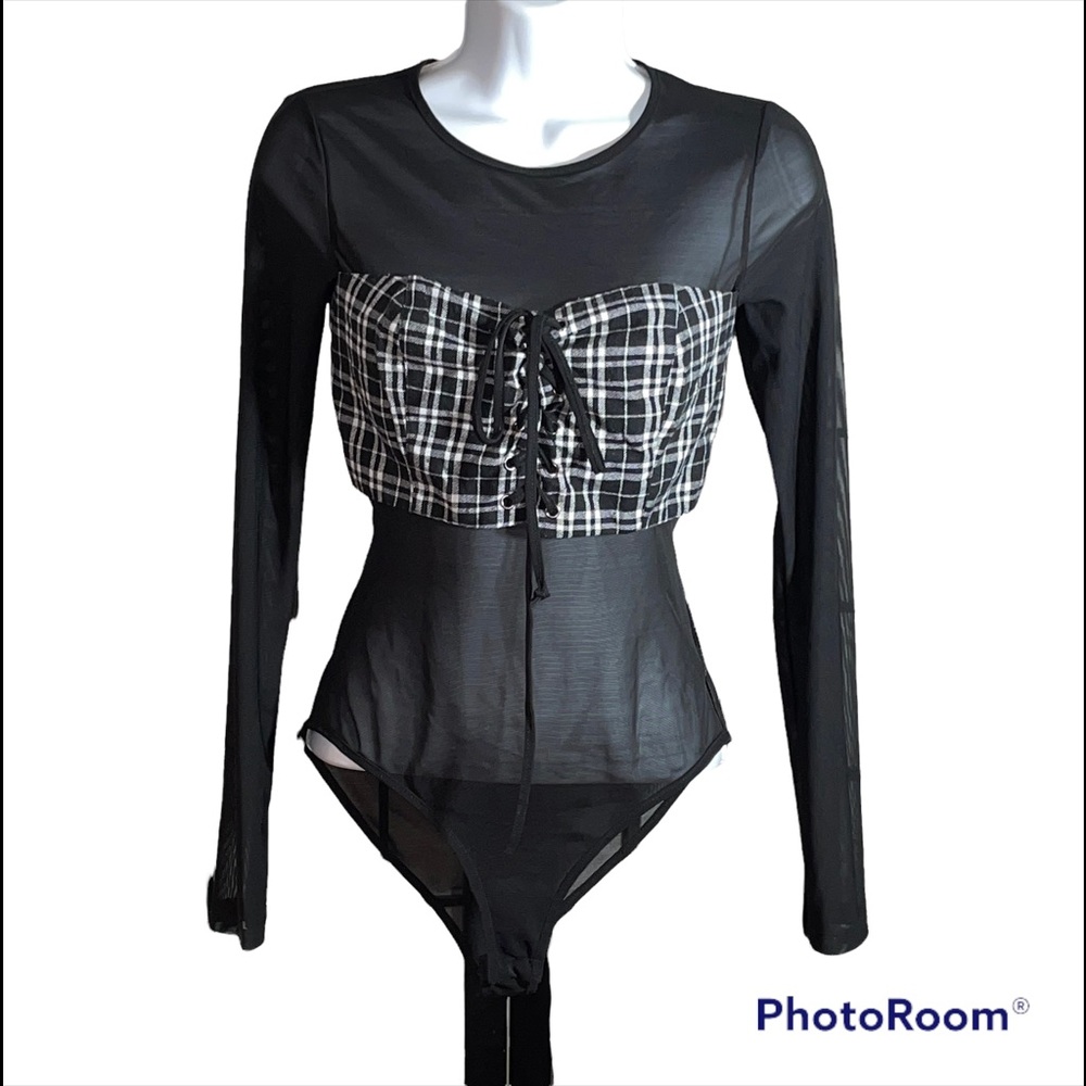 Ivory rose ladies bodysuit size small